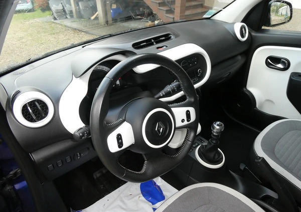 Renault Twingo cena 32900 przebieg: 61622, rok produkcji 2018 z Olsztyn małe 106